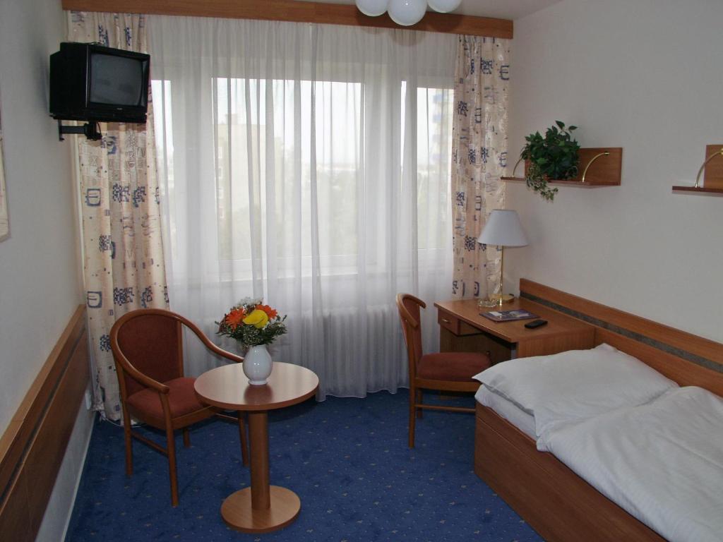 Hotel Ilf Prag Eksteriør billede